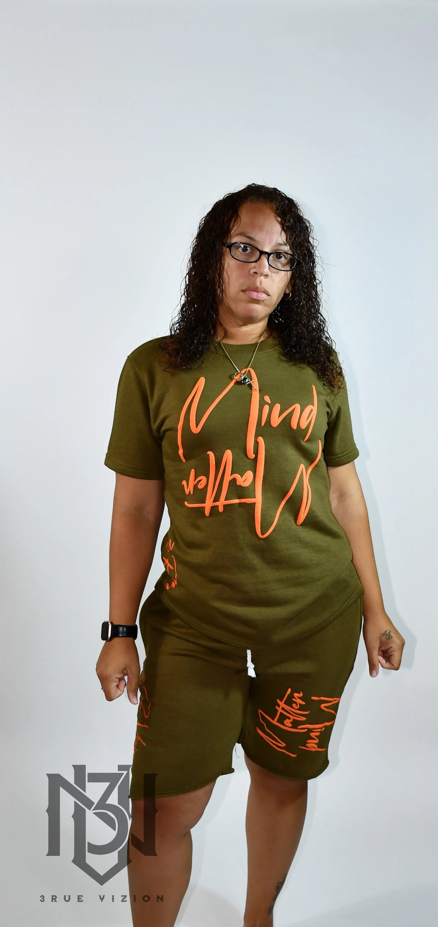 Mind Over Matter Distressed Shorts – Green/Orange 3rue Vizion