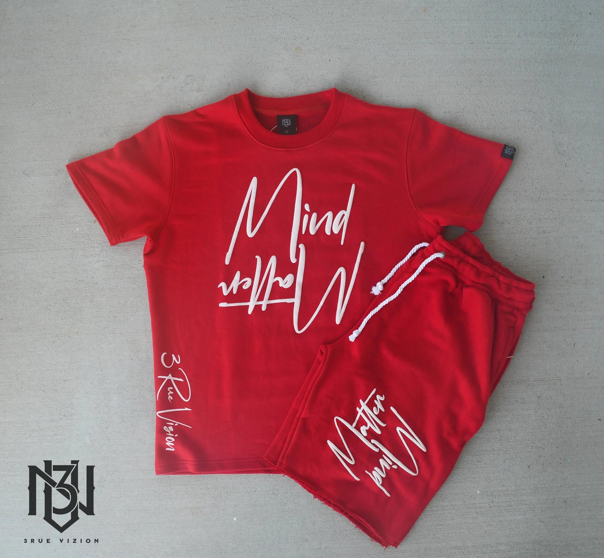 Mind Over Matter Distressed Shorts – Red/White 3rue Vizion